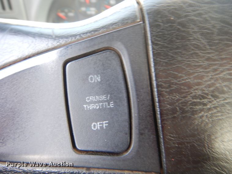 image for item HX9125 2003 International 4300 SBA  digger derrick truck