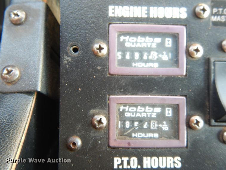 image for item HX9125 2003 International 4300 SBA  digger derrick truck