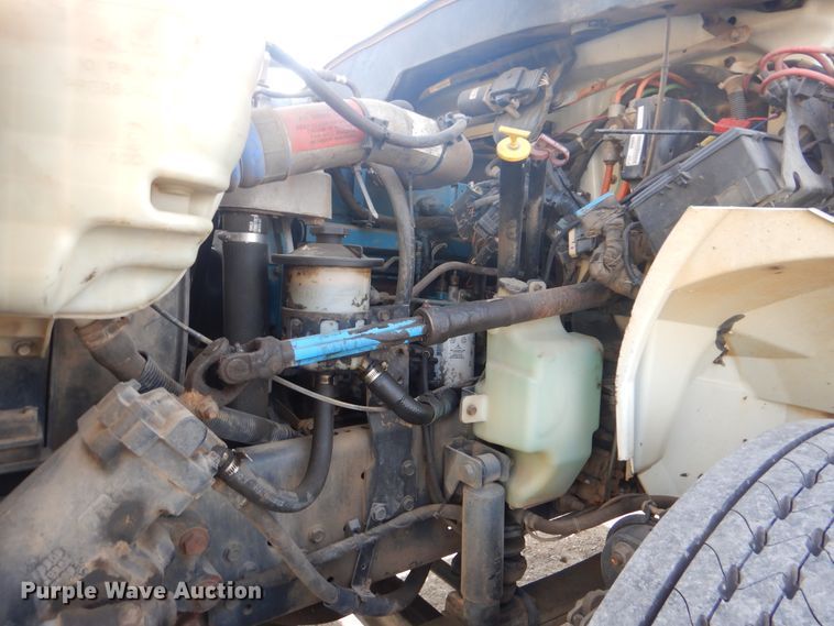 image for item HX9125 2003 International 4300 SBA  digger derrick truck