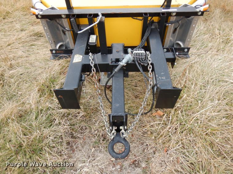 image for item HX9545 1997 Traffix Scorpion 10002  crash attenuator