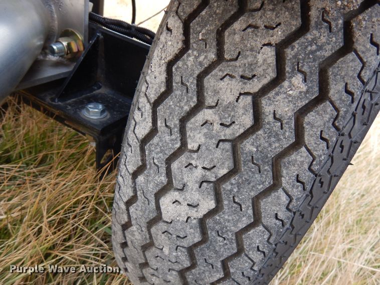 image for item HX9545 1997 Traffix Scorpion 10002  crash attenuator