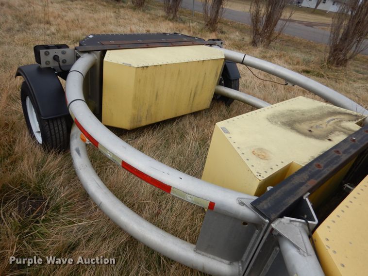 image for item HX9546 Traffix Scorpion  crash attenuator