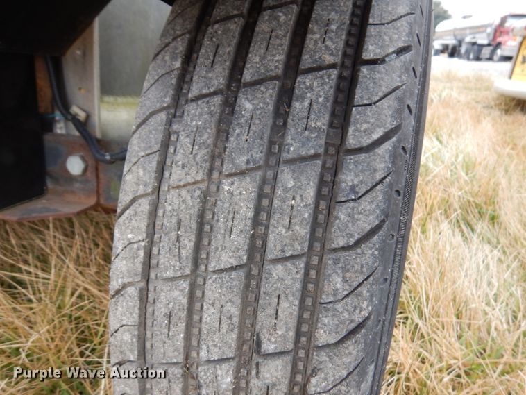 image for item HX9546 Traffix Scorpion  crash attenuator