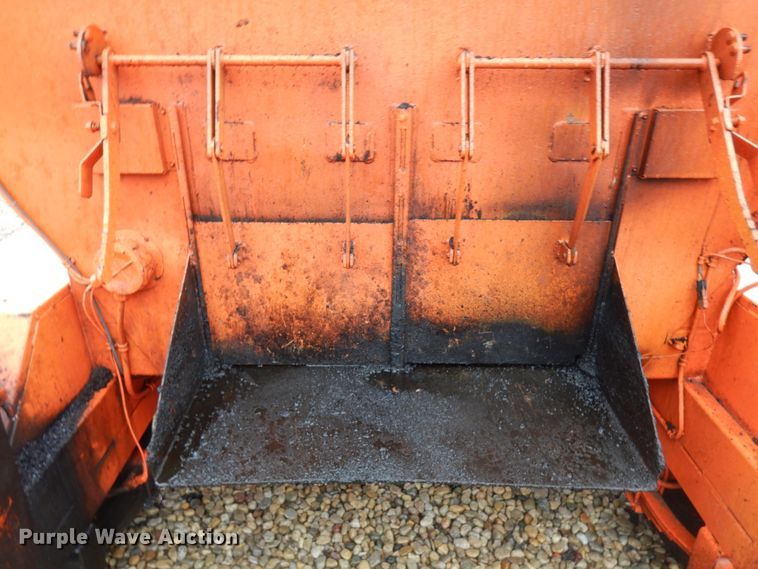 image for item HX9547 Stepp Manufacturing SPH-3.0  asphalt hot box