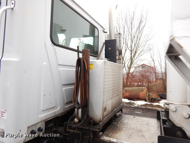 image for item HX9549 2005 Mack CV533  dump truck