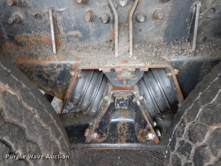 image for item HX9549 2005 Mack CV533  dump truck