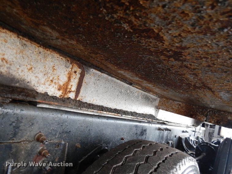 image for item HX9549 2005 Mack CV533  dump truck