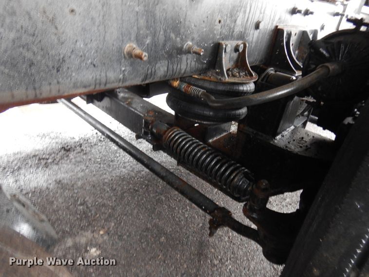 image for item HX9549 2005 Mack CV533  dump truck