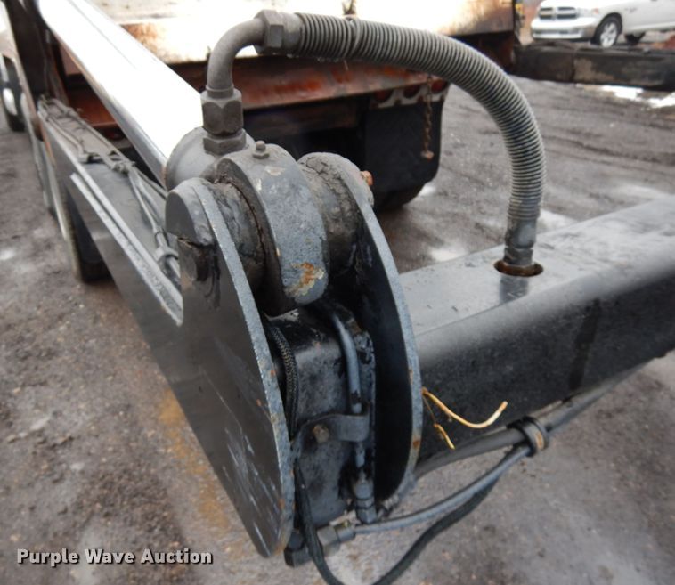 image for item HX9549 2005 Mack CV533  dump truck