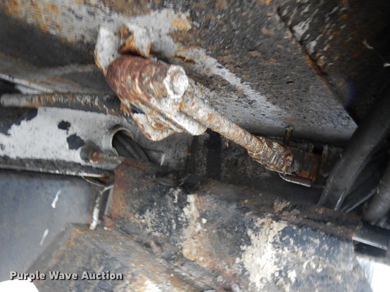 image for item HX9549 2005 Mack CV533  dump truck