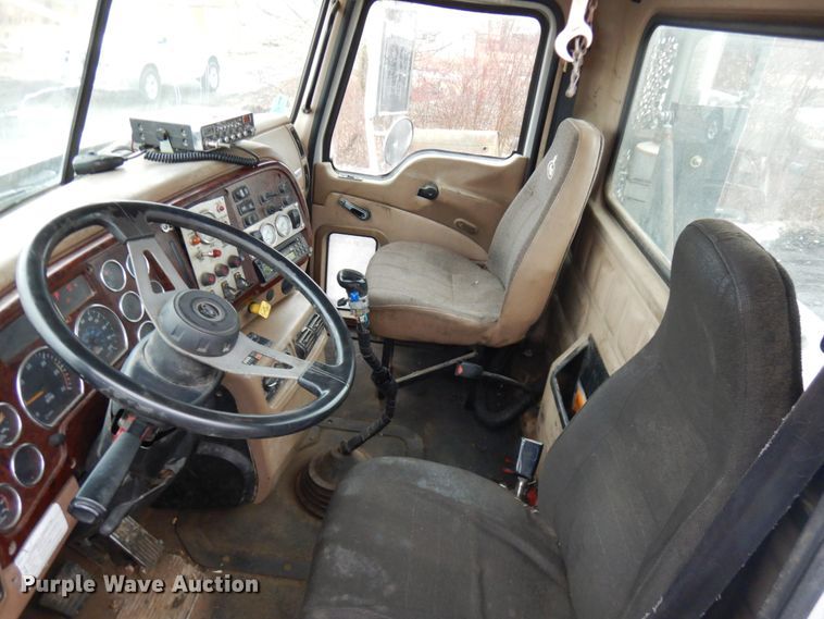 image for item HX9549 2005 Mack CV533  dump truck