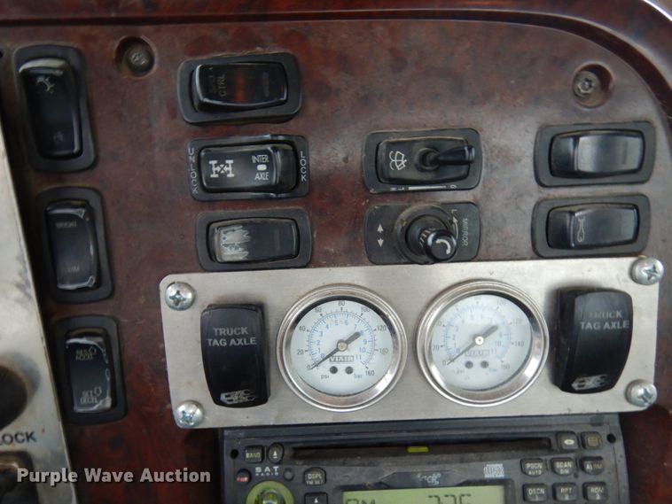 image for item HX9549 2005 Mack CV533  dump truck