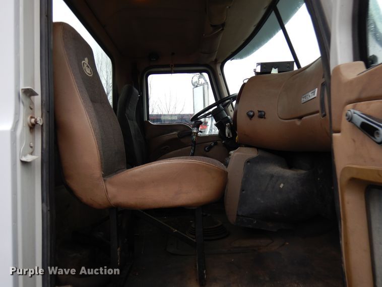 image for item HX9549 2005 Mack CV533  dump truck