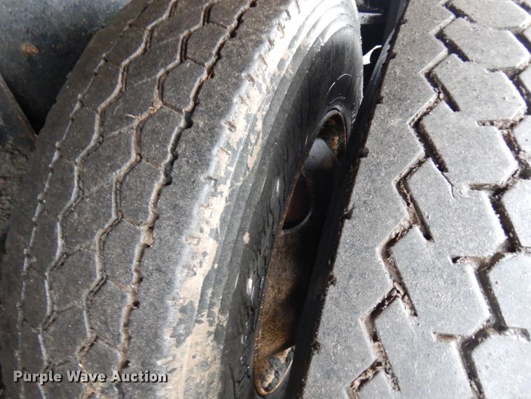 image for item HX9549 2005 Mack CV533  dump truck