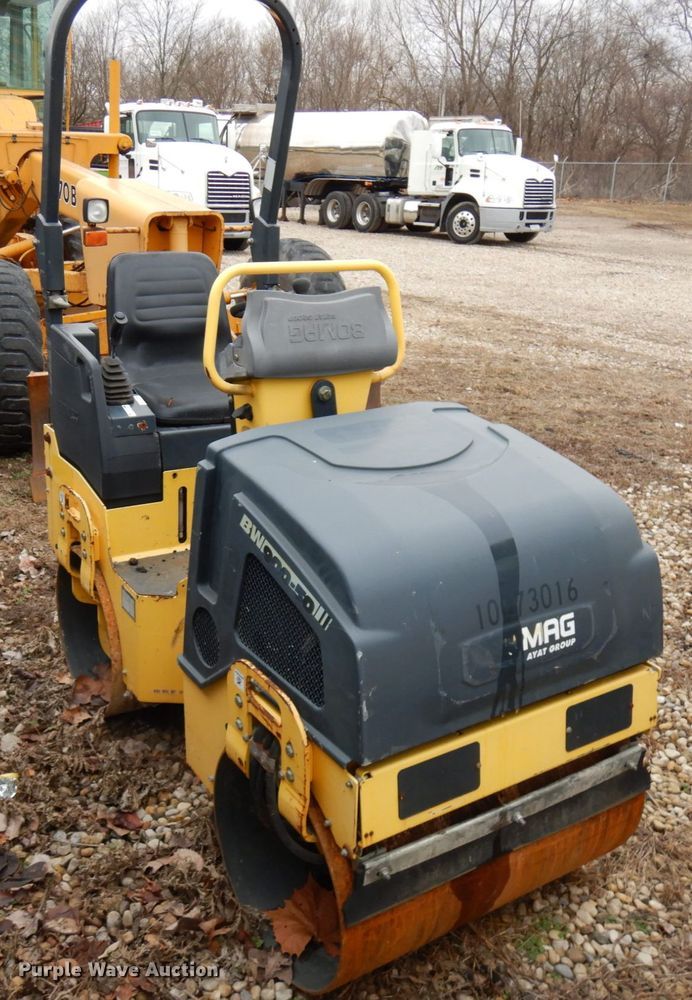 image for item HX9555 2012 Bomag BW900-50  double drum vibratory roller