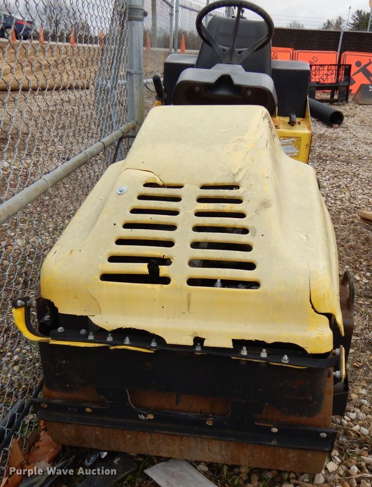 image for item HX9557 2003 Wacker RD11A  double drum roller