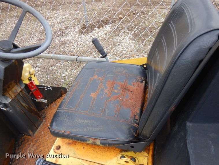 image for item HX9557 2003 Wacker RD11A  double drum roller