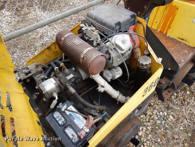 image for item HX9557 2003 Wacker RD11A  double drum roller