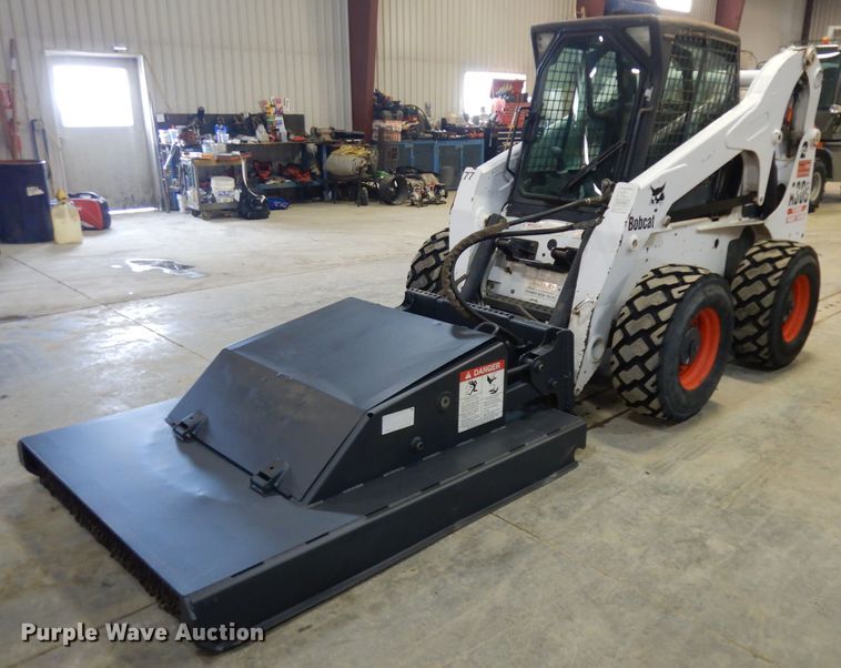 image for item IG9179 2005 Bobcat A300  skid steer loader