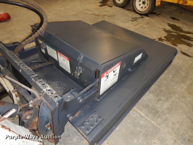 image for item IG9179 2005 Bobcat A300  skid steer loader