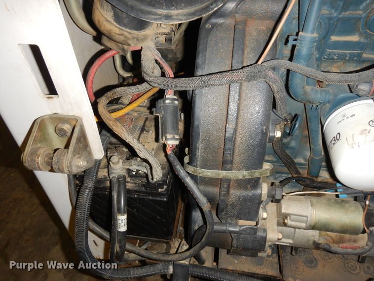 image for item IG9179 2005 Bobcat A300  skid steer loader