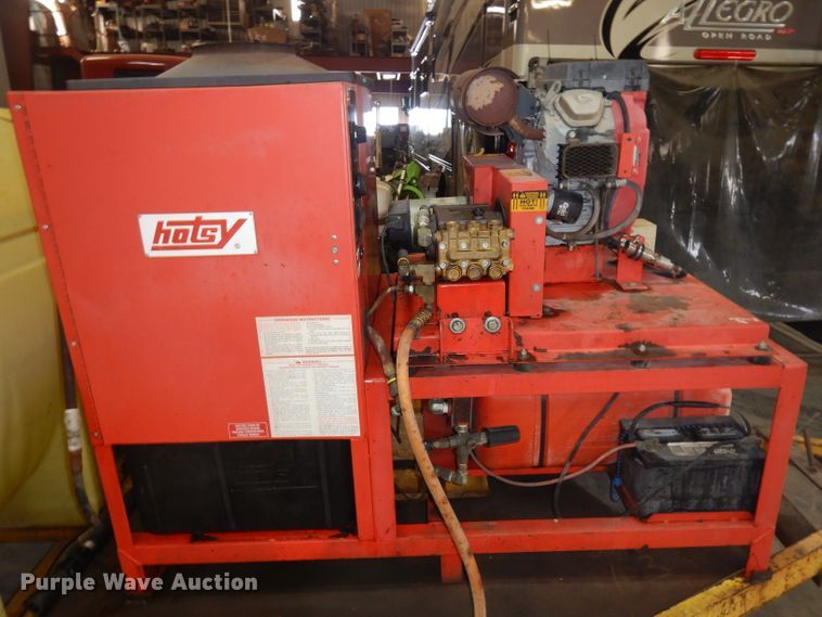 image for item IG9182 Hotsy 5645 pressure washer