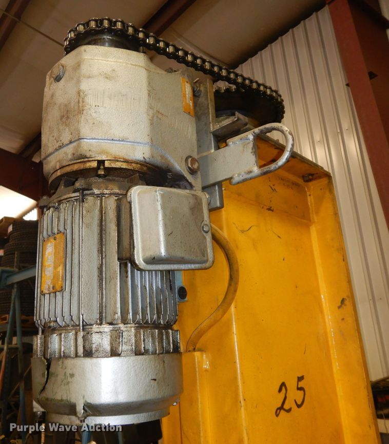 image for item IG9183 Sefac four post column lift