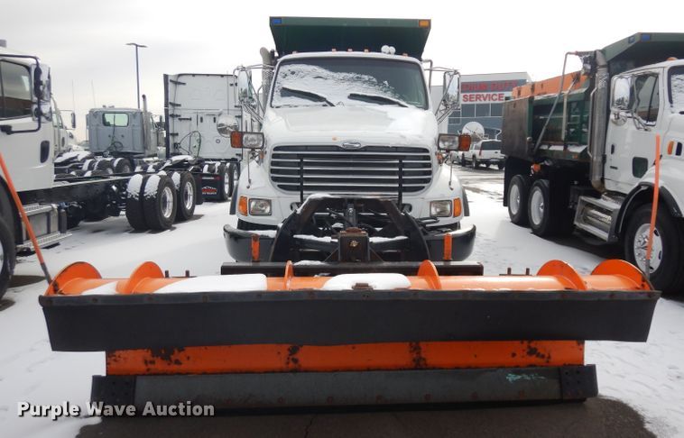 image for item IG9186 2008 Sterling LT9500  dump truck