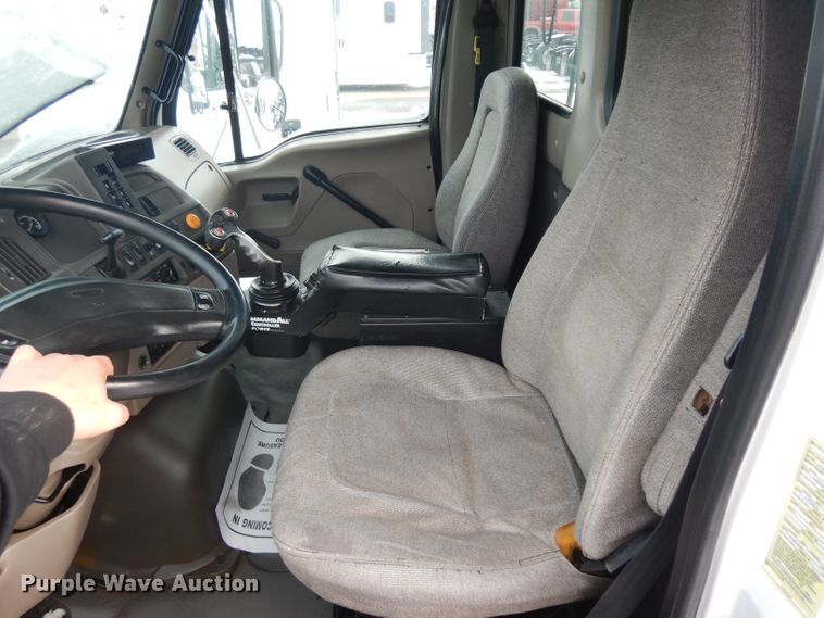 image for item IG9186 2008 Sterling LT9500  dump truck