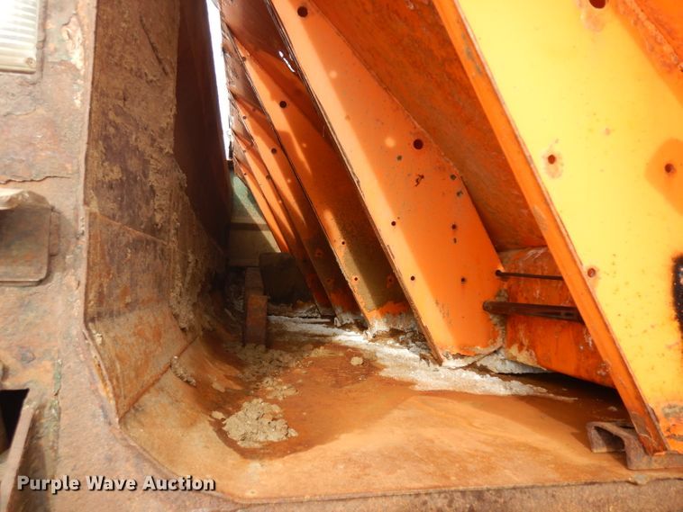 image for item IG9186 2008 Sterling LT9500  dump truck