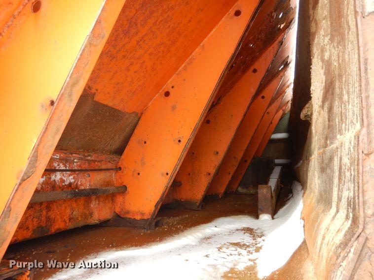 image for item IG9186 2008 Sterling LT9500  dump truck