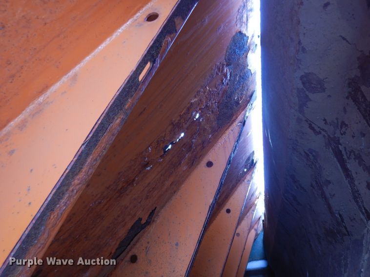 image for item IG9186 2008 Sterling LT9500  dump truck