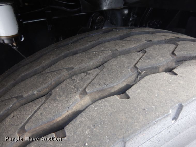 image for item IG9186 2008 Sterling LT9500  dump truck