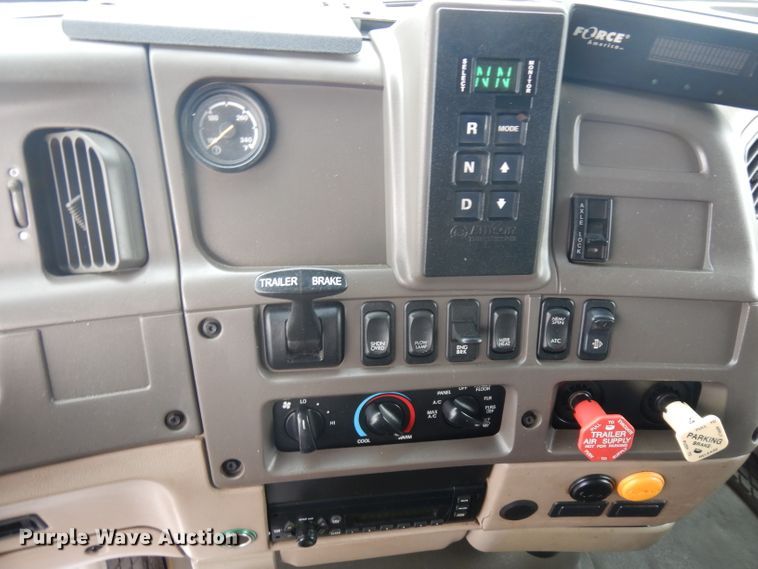 image for item IG9187 2008 Sterling LT9500  dump truck