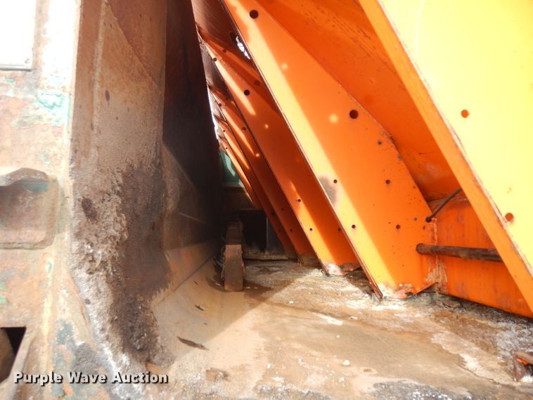 image for item IG9187 2008 Sterling LT9500  dump truck