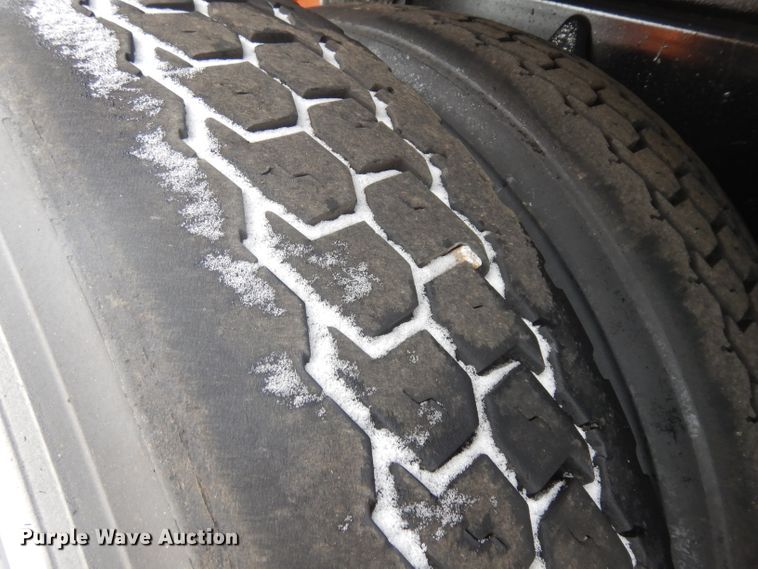 image for item IG9187 2008 Sterling LT9500  dump truck