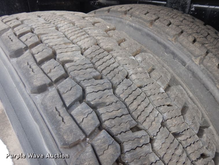 image for item IG9187 2008 Sterling LT9500  dump truck