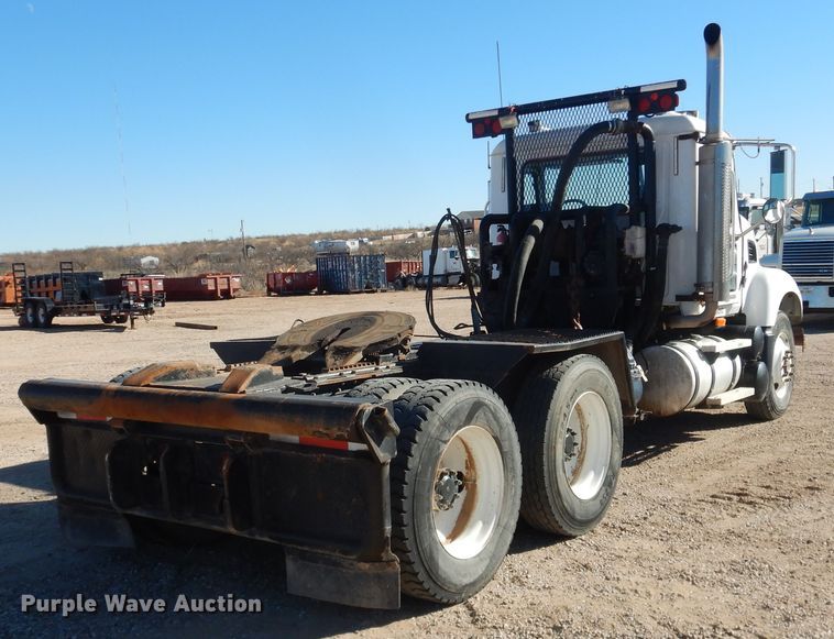 image for item DG1520 2007 Mack CV713  semi truck with vacuum pump