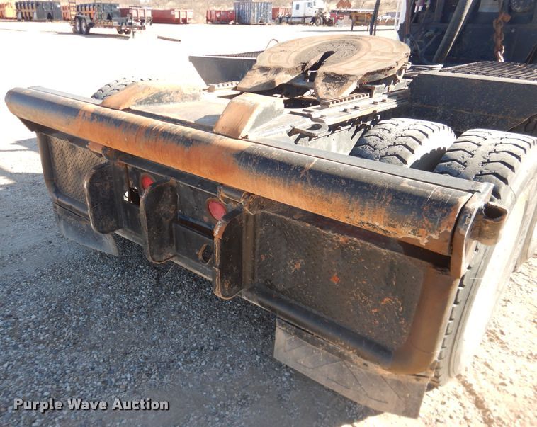 image for item DG1520 2007 Mack CV713  semi truck with vacuum pump