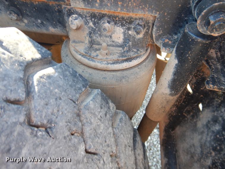 image for item DG1520 2007 Mack CV713  semi truck with vacuum pump