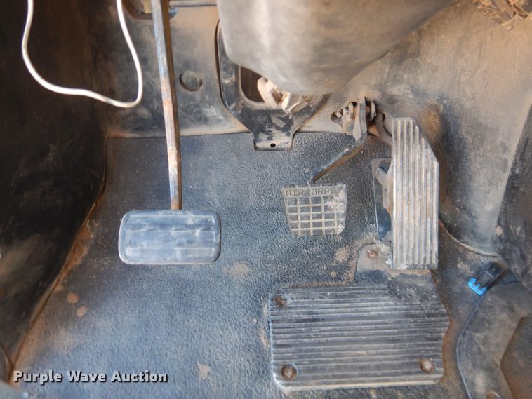 image for item DG1520 2007 Mack CV713  semi truck with vacuum pump