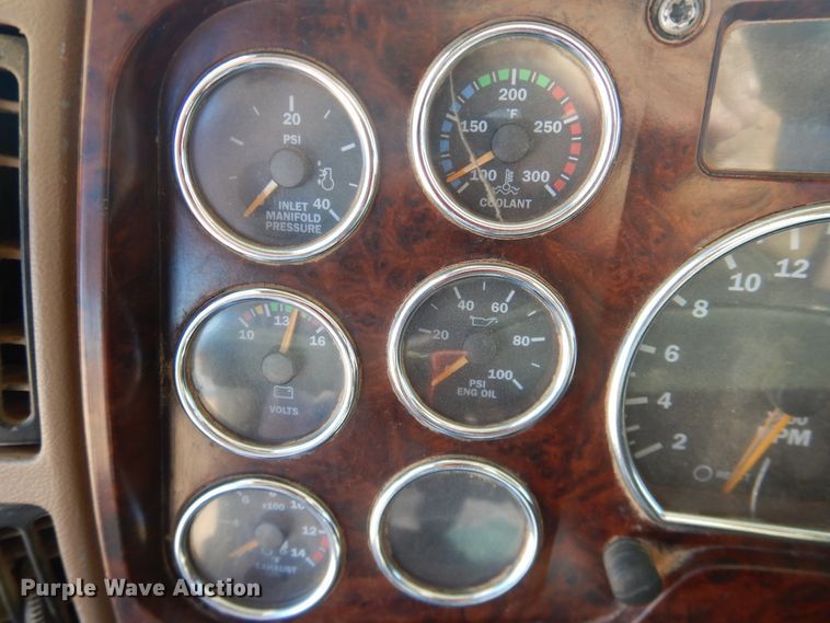 image for item DG1520 2007 Mack CV713  semi truck with vacuum pump