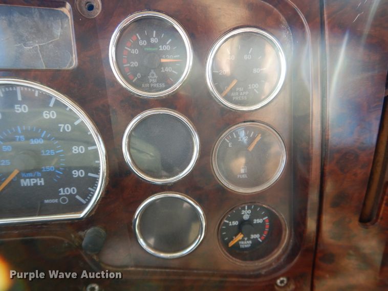 image for item DG1520 2007 Mack CV713  semi truck with vacuum pump