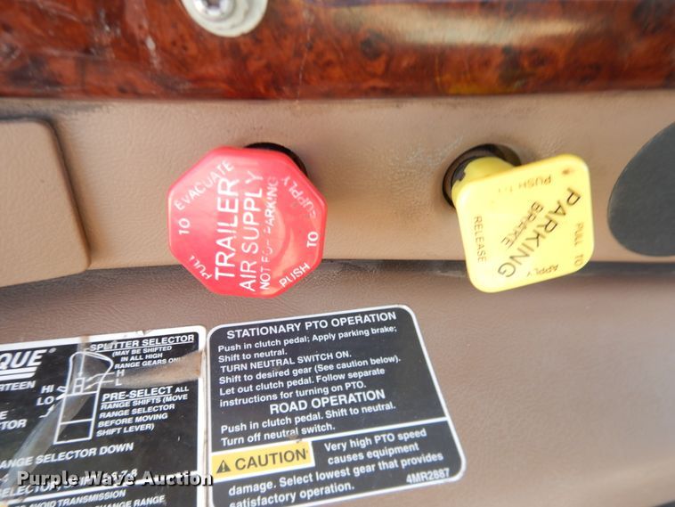 image for item DG1520 2007 Mack CV713  semi truck with vacuum pump