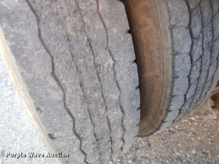 image for item DG1520 2007 Mack CV713  semi truck with vacuum pump