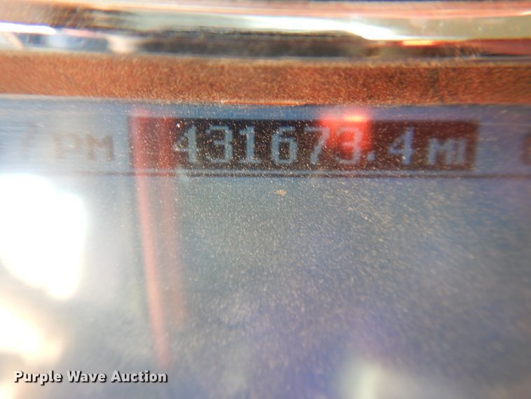 image for item DG1521 2012 Mack CHU613  semi truck