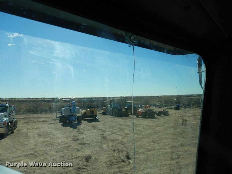 image for item DG1525 2001 Kenworth W900  semi truck