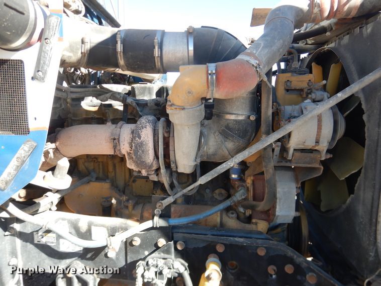 image for item DG1525 2001 Kenworth W900  semi truck