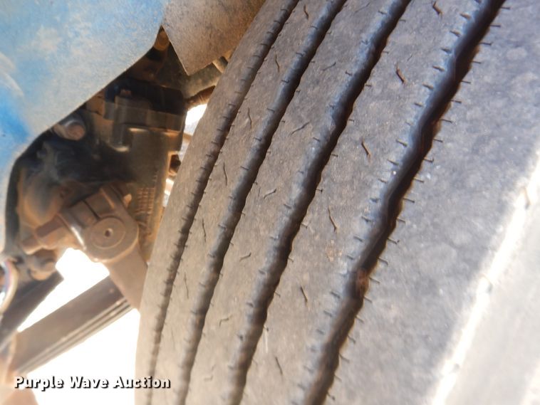 image for item DG1525 2001 Kenworth W900  semi truck