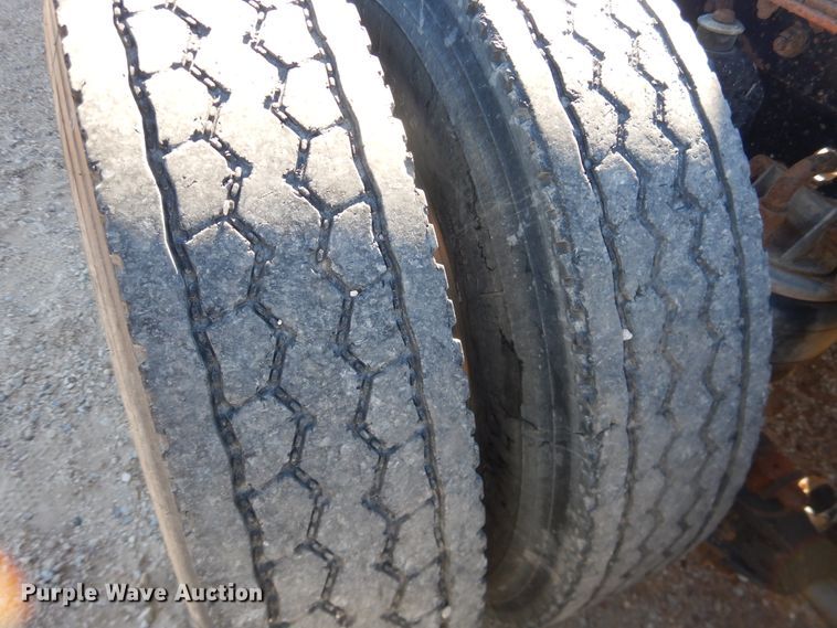 image for item DG1525 2001 Kenworth W900  semi truck